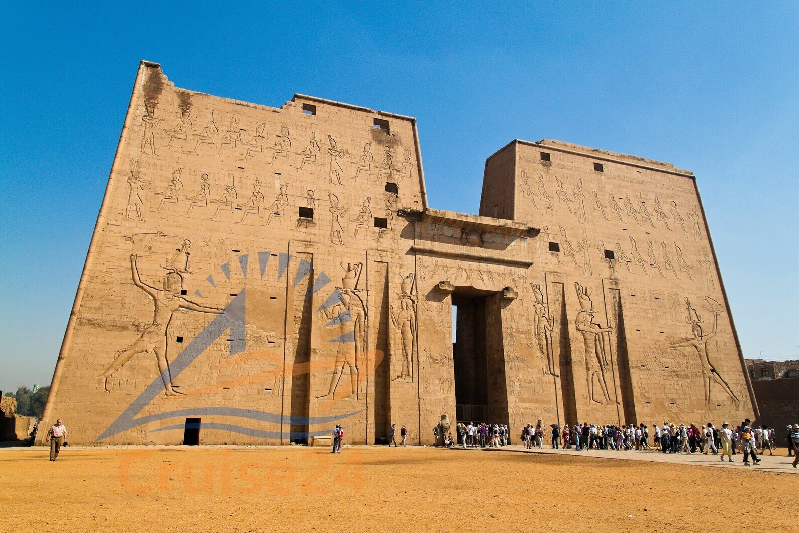 Edfu temple